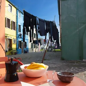 Casa Arancione A Apartamento Burano